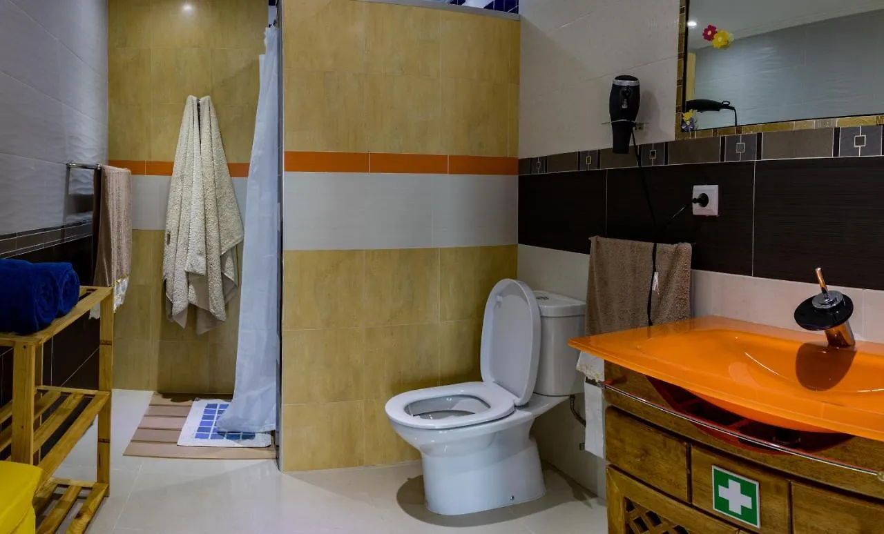 Spectacular Cottage Eco-25 Fontes 卡列塔